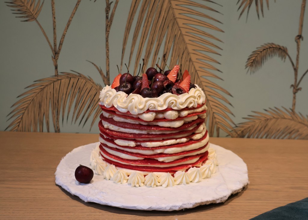 CHRISTMAS CREPE CAKE